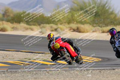 media/Oct-08-2022-SoCal Trackdays (Sat) [[1fc3beec89]]/Turn 10 (945am)/